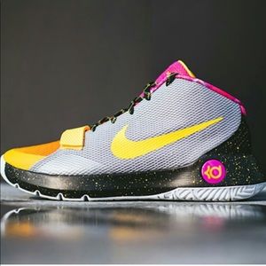 Nike KD Trey 5 III Limited Edition Sneakers